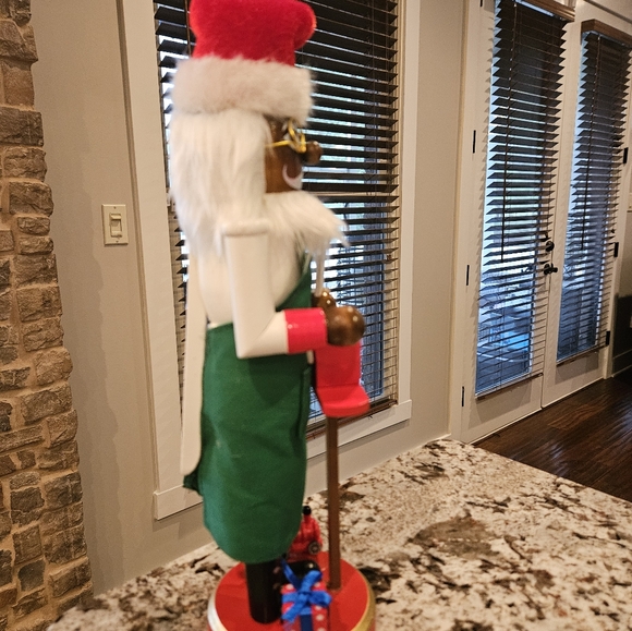 African American 14" Wood Nutcracker - Picture 5 of 6